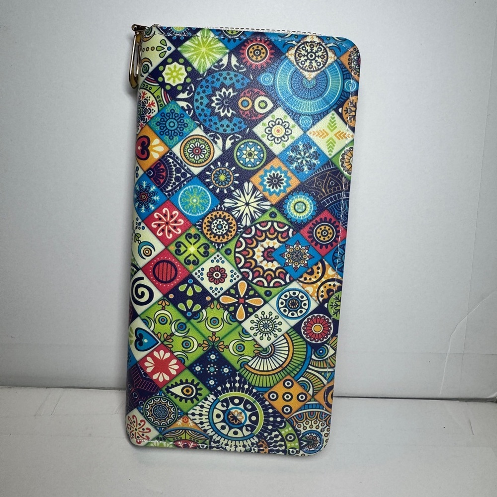 Multicolor Geometric Pattern Wallet - image 1